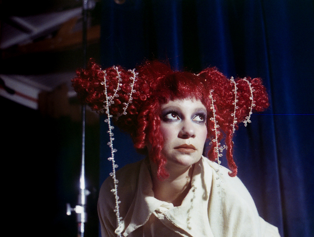 Chini.PNG: Infancia en reconstrucción